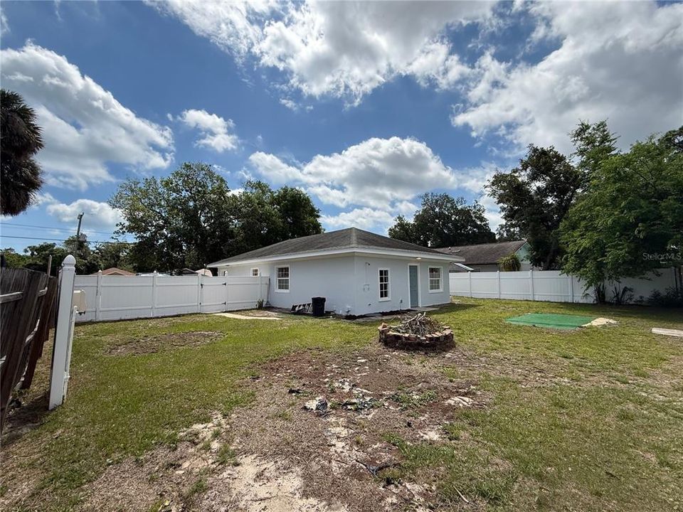 En Venta: $230,000 (3 camas, 1 baños, 1146 Pies cuadrados)