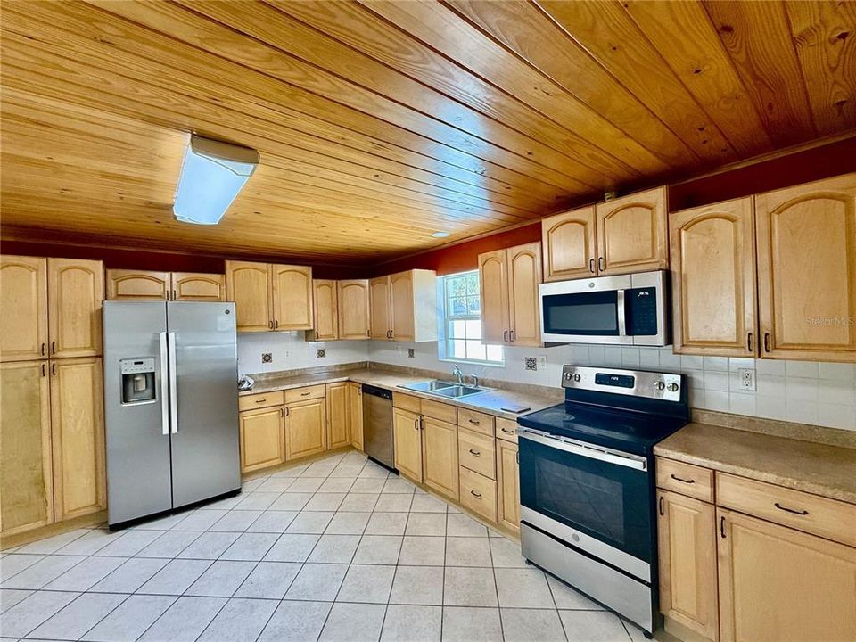 En Venta: $230,000 (3 camas, 1 baños, 1146 Pies cuadrados)
