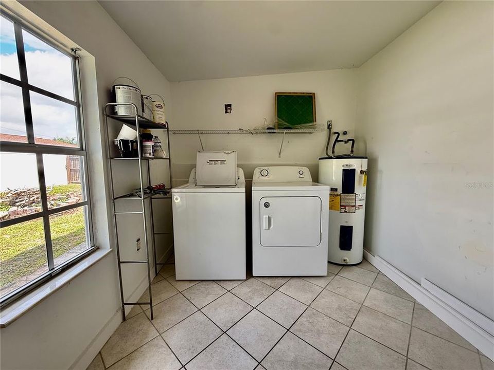 En Venta: $230,000 (3 camas, 1 baños, 1146 Pies cuadrados)