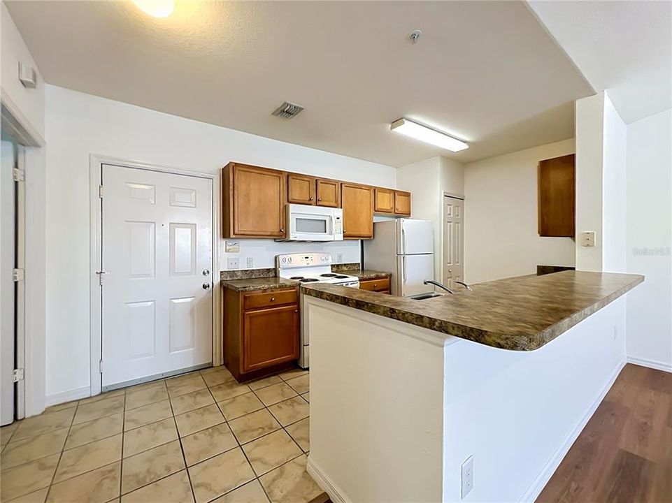 Activo con contrato: $160,500 (1 camas, 1 baños, 846 Pies cuadrados)