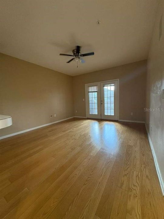 For Rent: $1,600 (1 beds, 1 baths, 753 Square Feet)