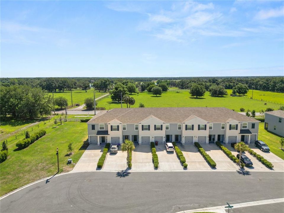 For Sale: $298,000 (3 beds, 2 baths, 1681 Square Feet)