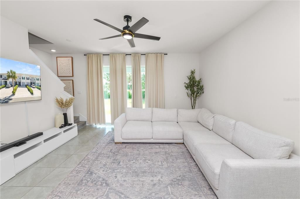 For Sale: $298,000 (3 beds, 2 baths, 1681 Square Feet)