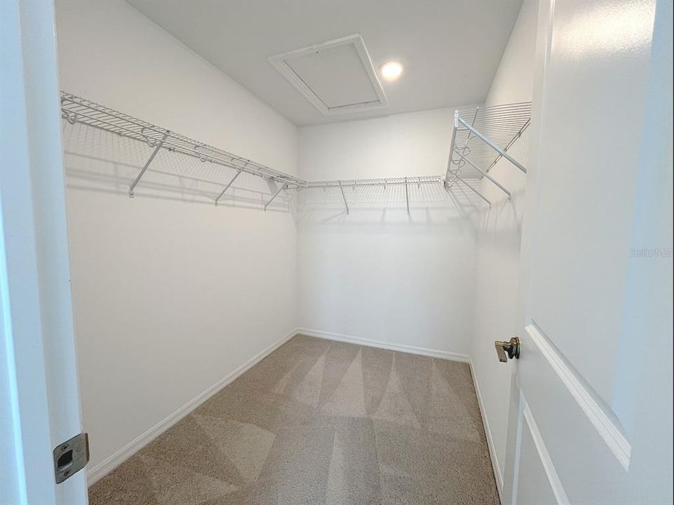 En Renta: $2,150 (3 camas, 2 baños, 1566 Pies cuadrados)