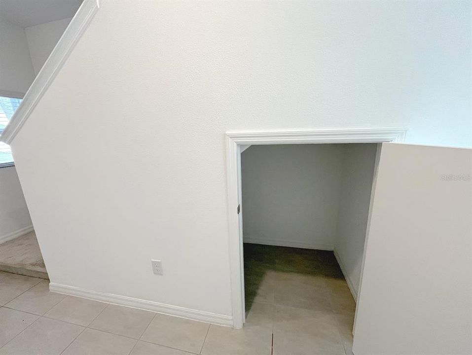 En Renta: $2,150 (3 camas, 2 baños, 1566 Pies cuadrados)