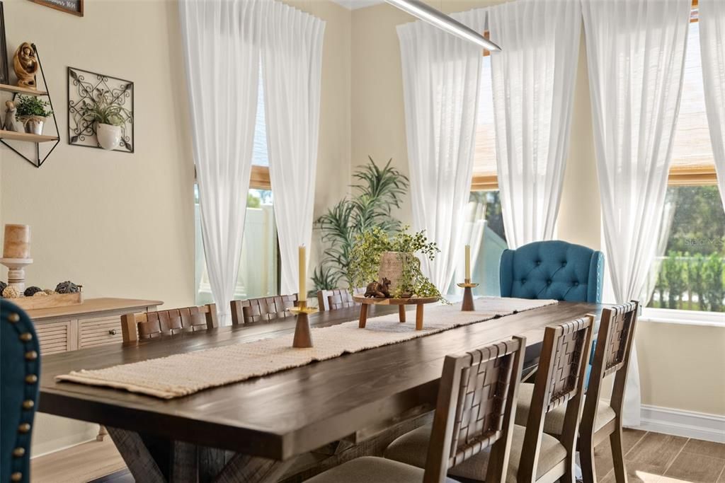 Active With Contract: $579,000 (5 beds, 4 baths, 3326 Square Feet)