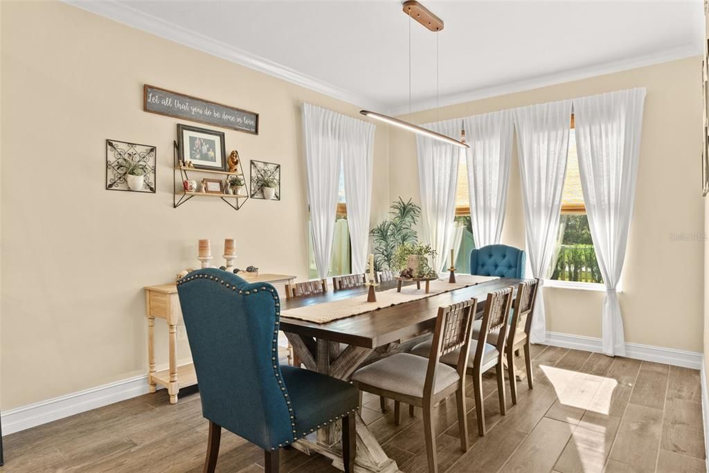 Active With Contract: $579,000 (5 beds, 4 baths, 3326 Square Feet)