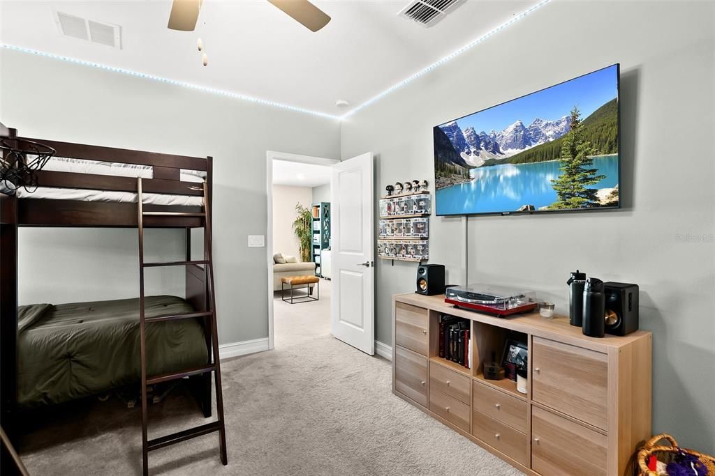 Active With Contract: $579,000 (5 beds, 4 baths, 3326 Square Feet)