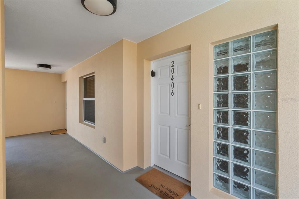 Activo con contrato: $439,900 (2 camas, 2 baños, 1389 Pies cuadrados)