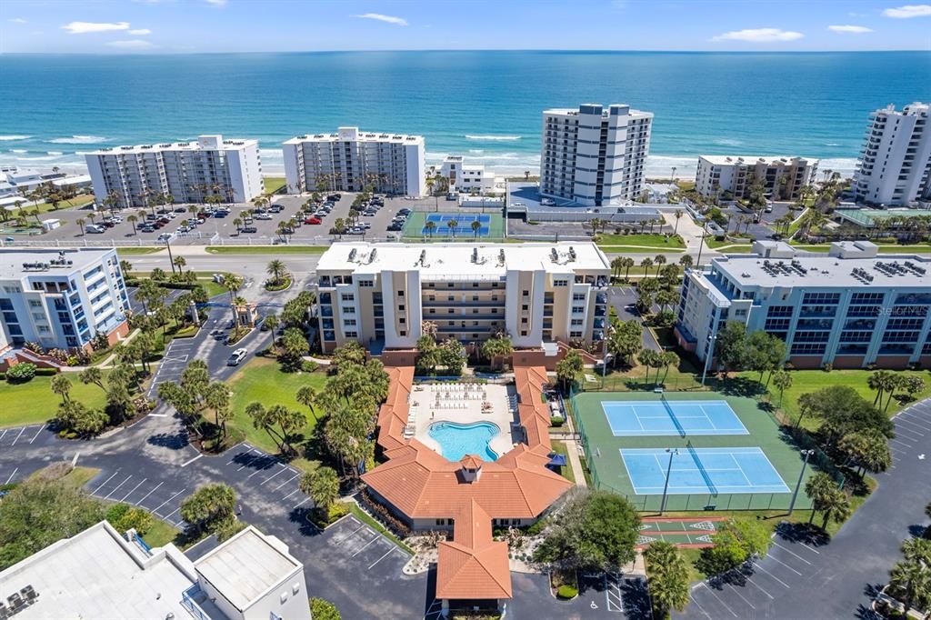 Activo con contrato: $439,900 (2 camas, 2 baños, 1389 Pies cuadrados)