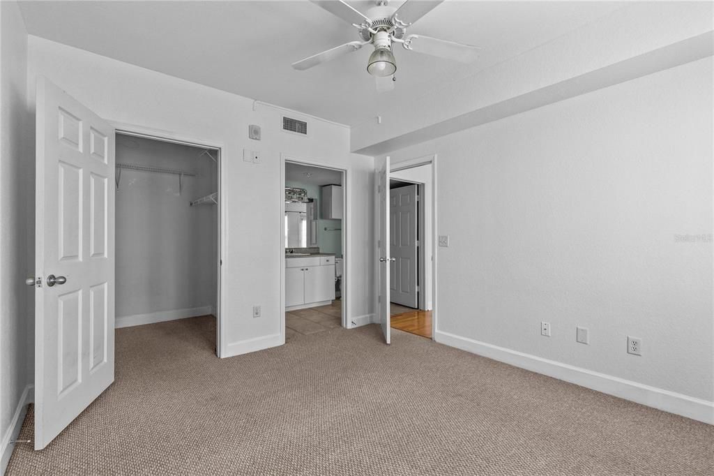 Activo con contrato: $145,000 (1 camas, 1 baños, 667 Pies cuadrados)
