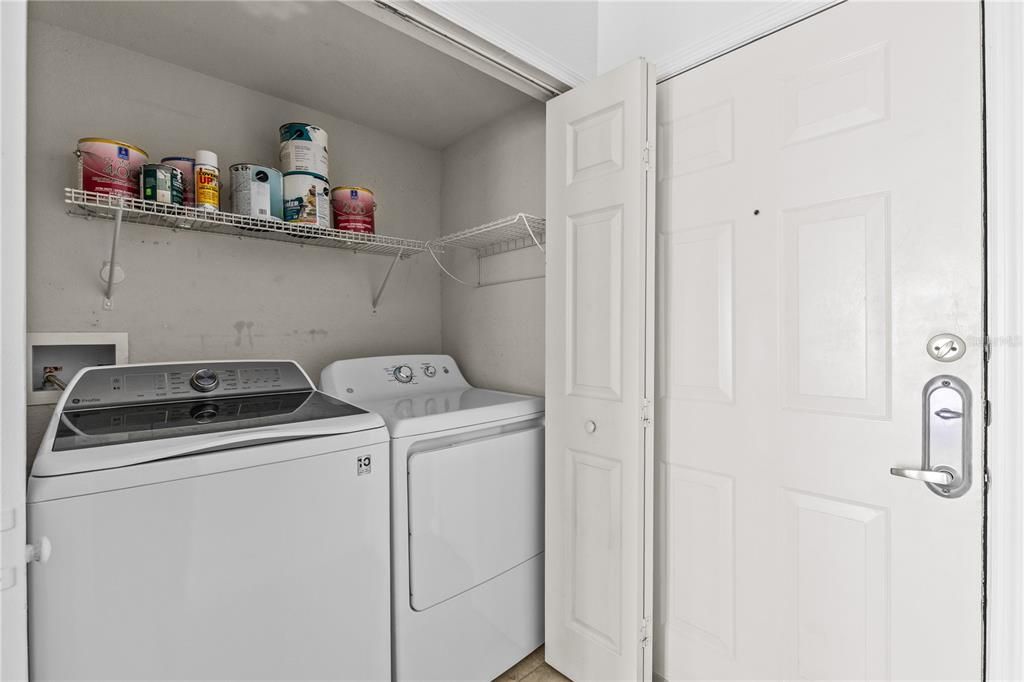 Activo con contrato: $145,000 (1 camas, 1 baños, 667 Pies cuadrados)