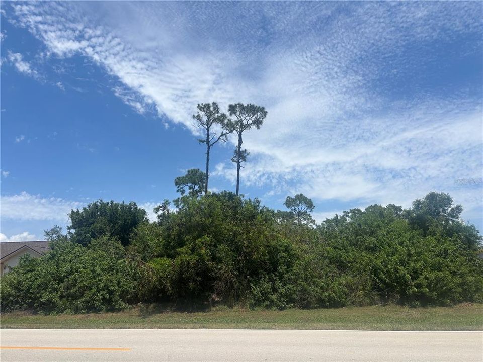 En Venta: $30,000 (0.39 acres)