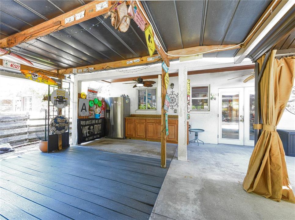 Activo con contrato: $515,000 (4 camas, 2 baños, 1933 Pies cuadrados)