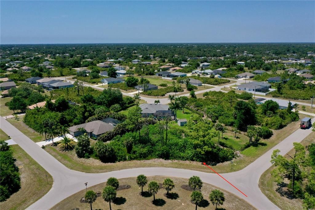 На продажу: $34,000 (0.37 acres)