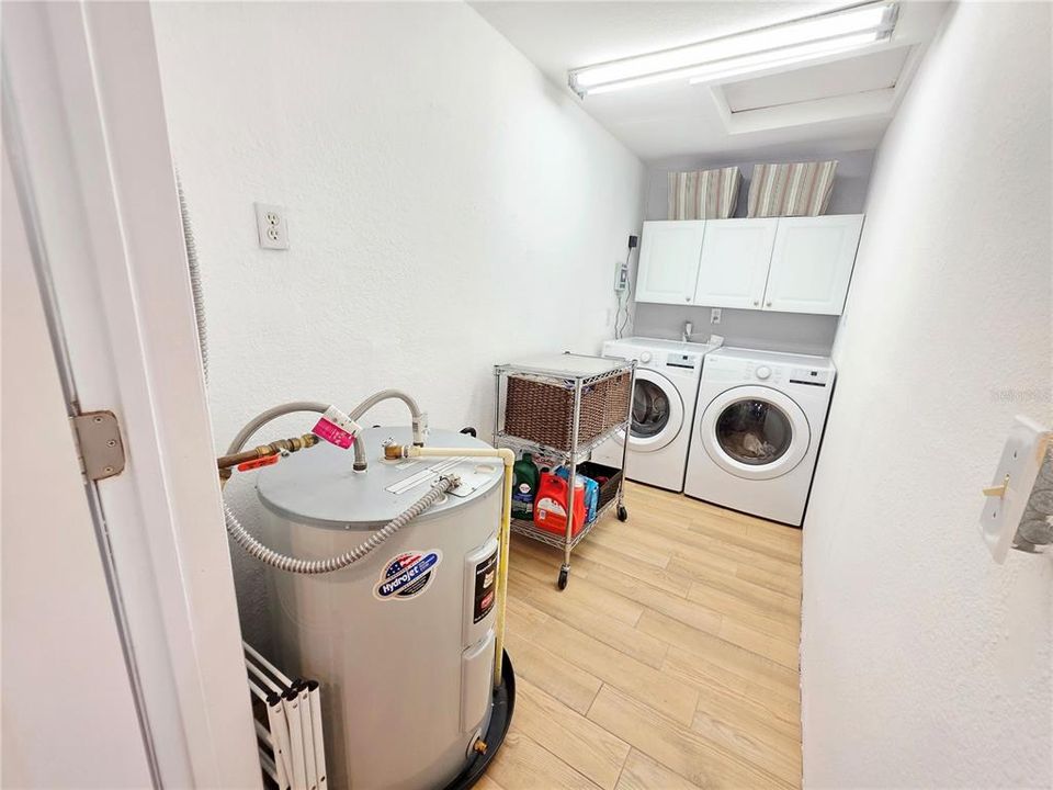 Activo con contrato: $487,000 (4 camas, 2 baños, 2160 Pies cuadrados)