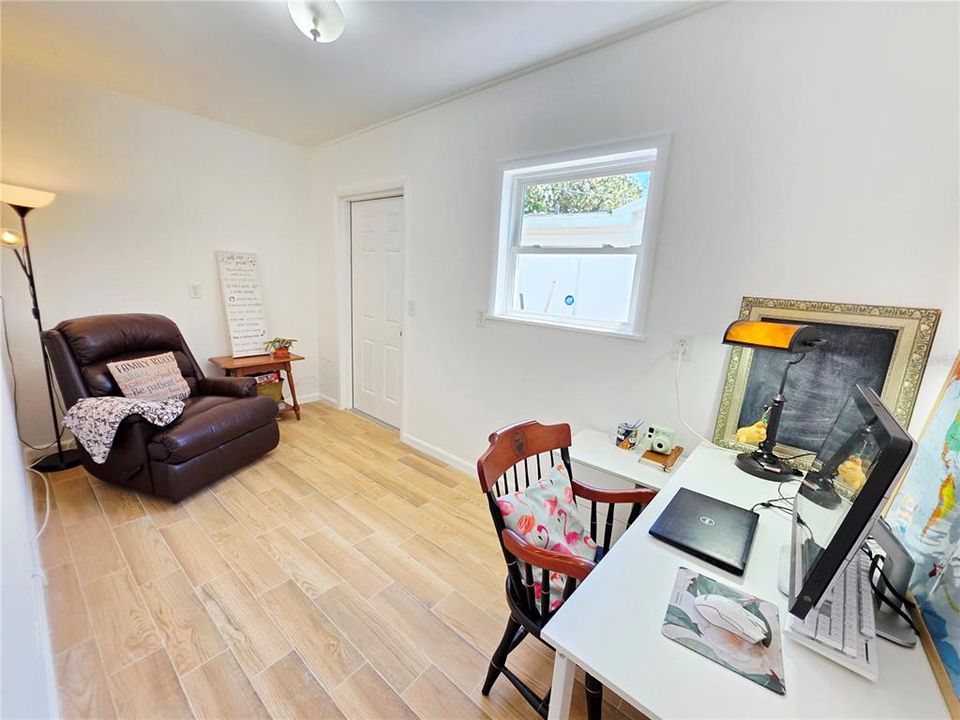 Activo con contrato: $487,000 (4 camas, 2 baños, 2160 Pies cuadrados)
