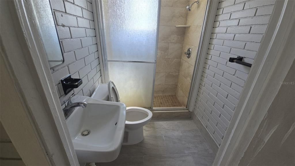For Sale: $449,900 (7 beds, 0 baths, 3280 Square Feet)