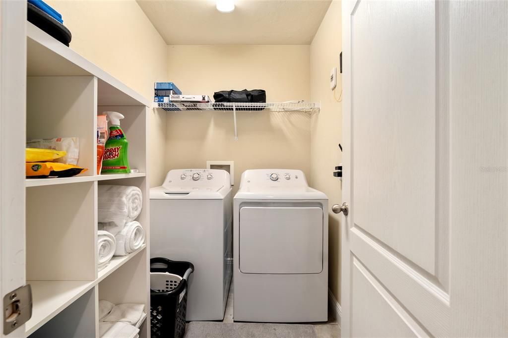 Active With Contract: $228,900 (2 beds, 3 baths, 1079 Square Feet)