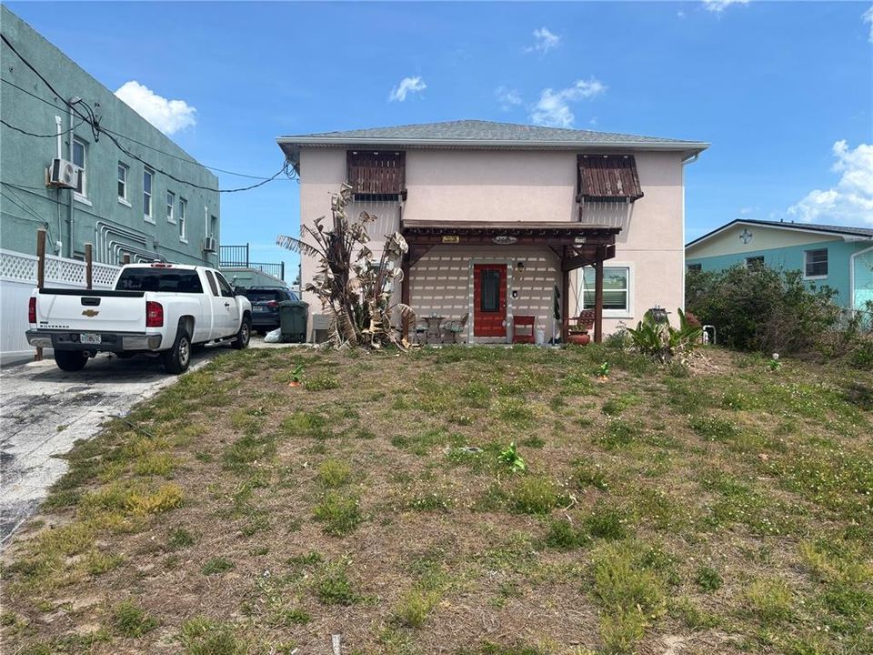 For Sale: $510,000 (5 beds, 4 baths, 2244 Square Feet)