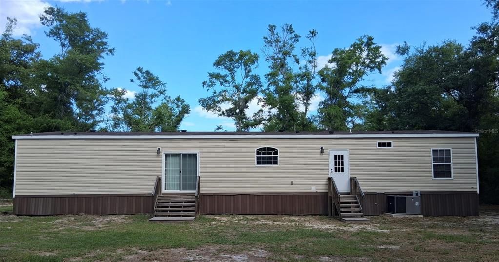 For Sale: $279,900 (4 beds, 2 baths, 2280 Square Feet)