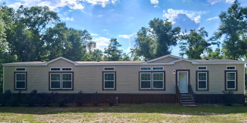 For Sale: $279,900 (4 beds, 2 baths, 2280 Square Feet)