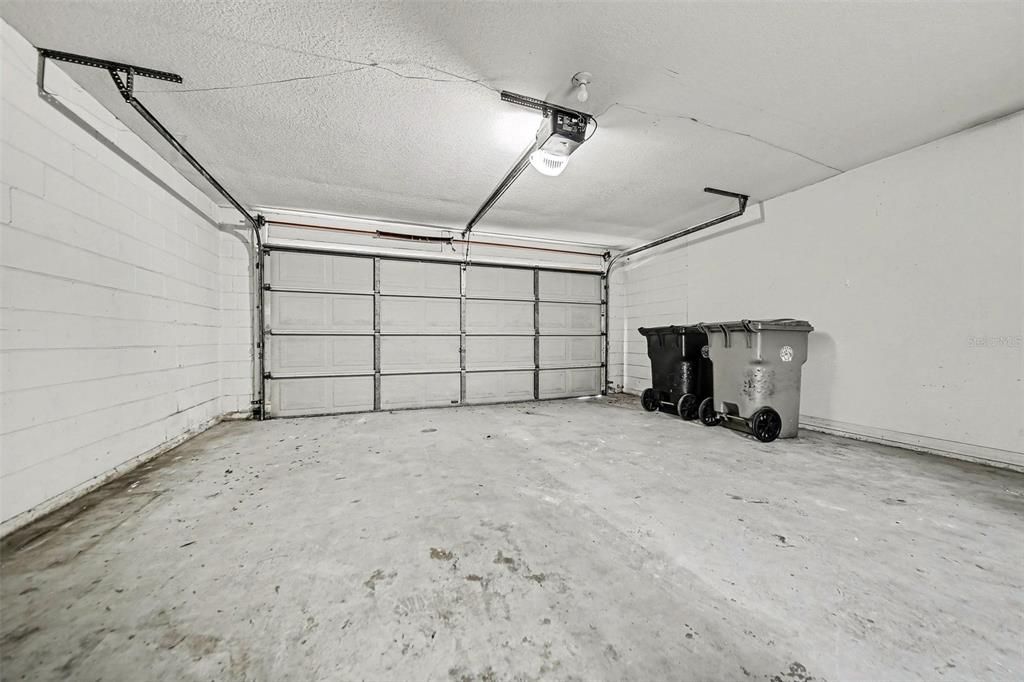 For Sale: $374,900 (4 beds, 2 baths, 1783 Square Feet)