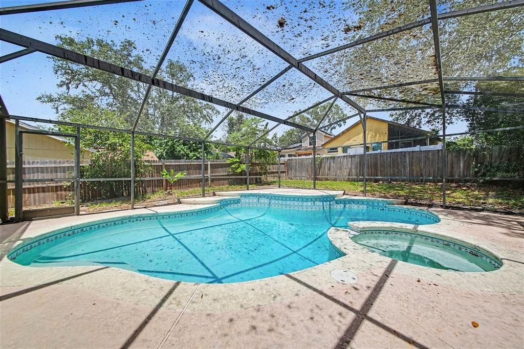 For Sale: $374,900 (4 beds, 2 baths, 1783 Square Feet)