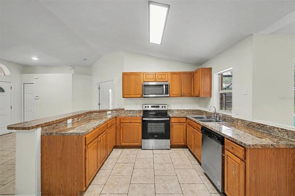 For Sale: $374,900 (4 beds, 2 baths, 1783 Square Feet)