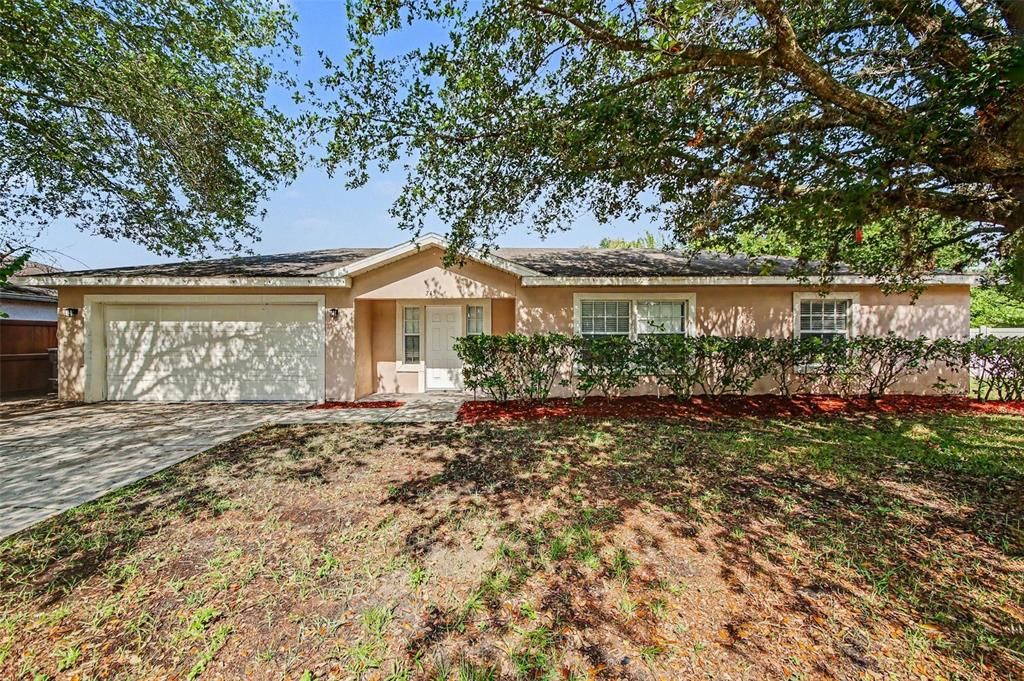 En Venta: $324,900 (3 camas, 2 baños, 1378 Pies cuadrados)
