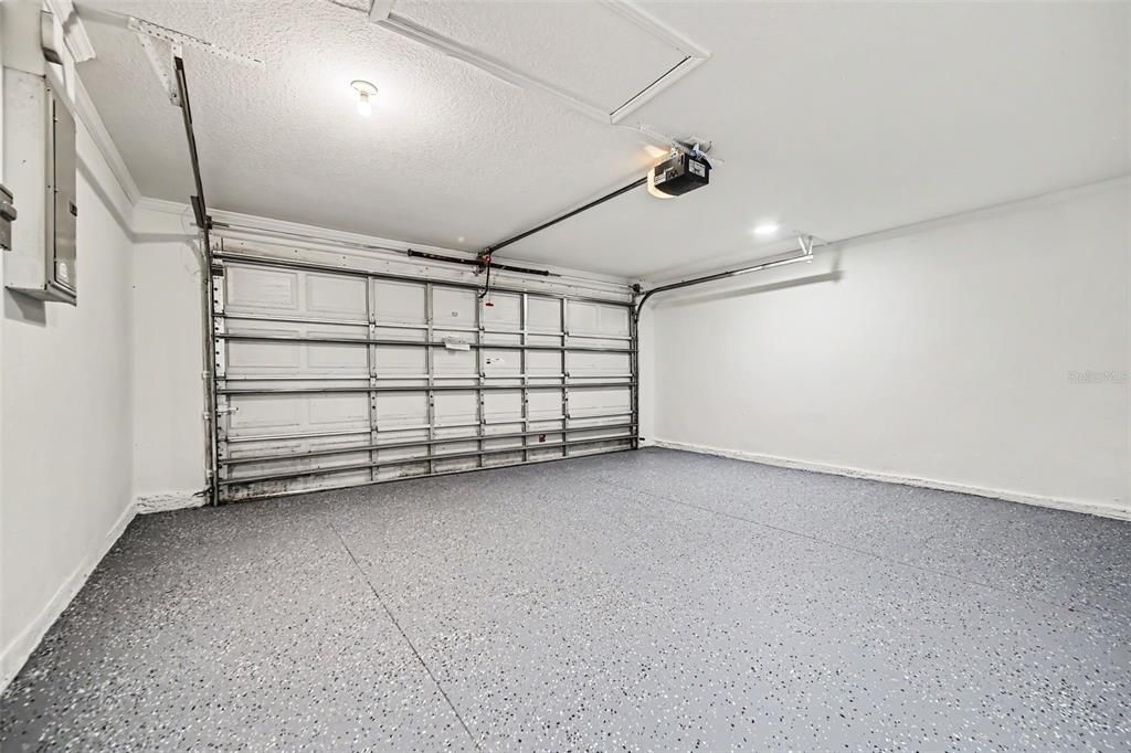 En Venta: $324,900 (3 camas, 2 baños, 1378 Pies cuadrados)