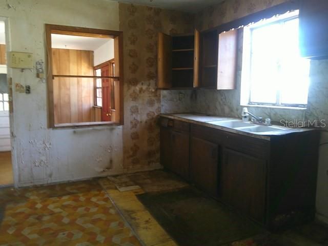 Activo con contrato: $200,000 (2 camas, 1 baños, 1164 Pies cuadrados)