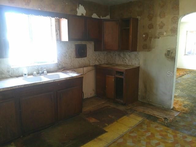 Activo con contrato: $200,000 (2 camas, 1 baños, 1164 Pies cuadrados)