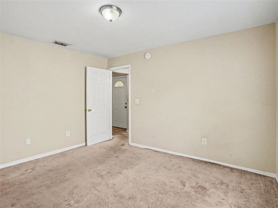 Activo con contrato: $244,900 (3 camas, 2 baños, 1298 Pies cuadrados)