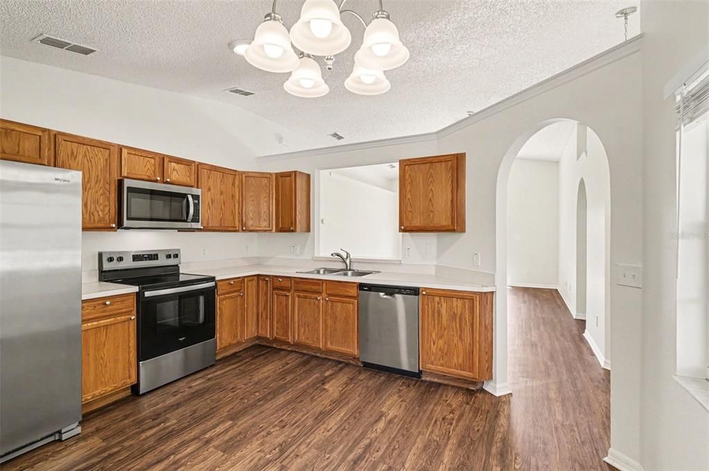 En Venta: $244,900 (3 camas, 2 baños, 1165 Pies cuadrados)