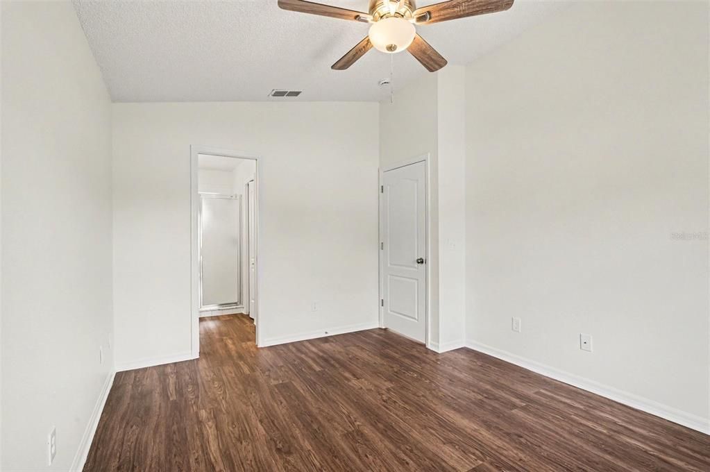En Venta: $244,900 (3 camas, 2 baños, 1165 Pies cuadrados)