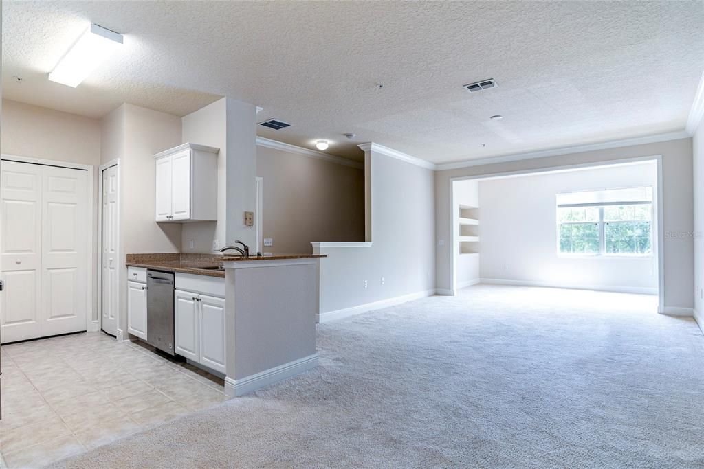 For Rent: $1,995 (2 beds, 2 baths, 1264 Square Feet)
