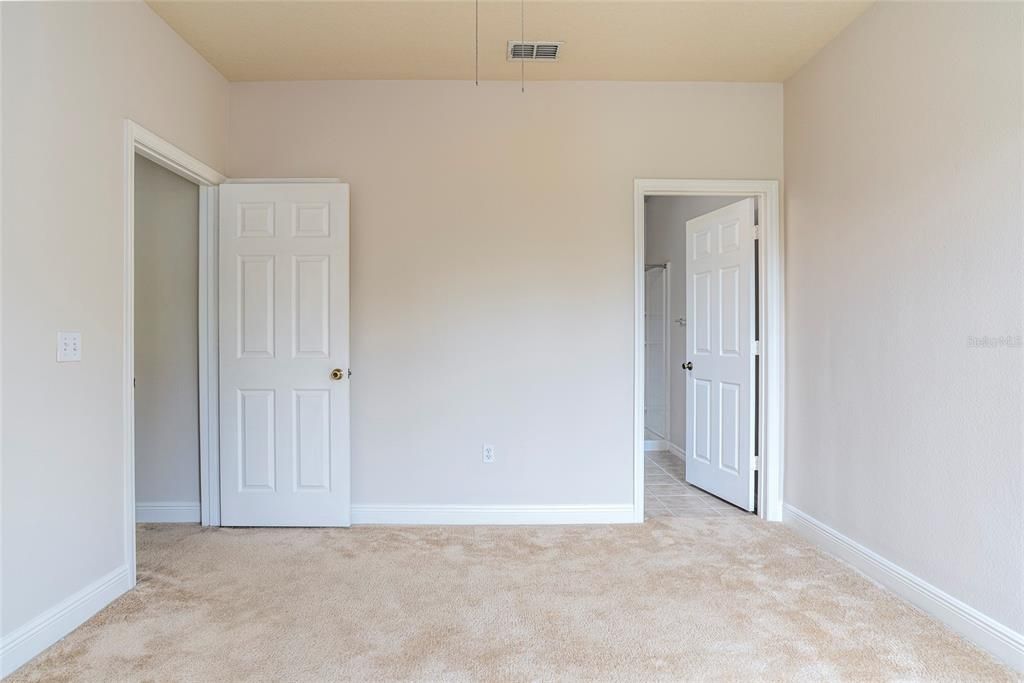 For Rent: $1,995 (2 beds, 2 baths, 1264 Square Feet)