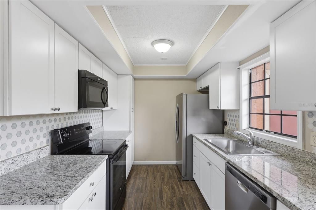 En Venta: $205,000 (3 camas, 2 baños, 1151 Pies cuadrados)