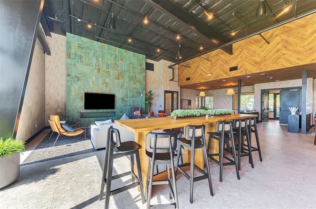 Activo con contrato: $1,199,998 (5 camas, 4 baños, 3847 Pies cuadrados)