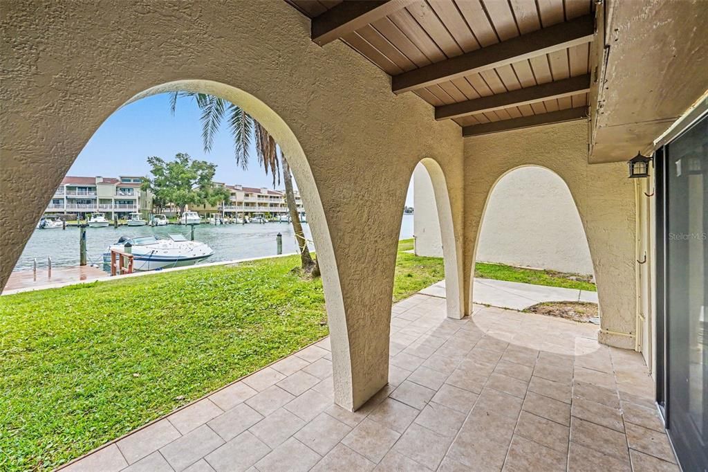 For Sale: $389,900 (2 beds, 2 baths, 1145 Square Feet)