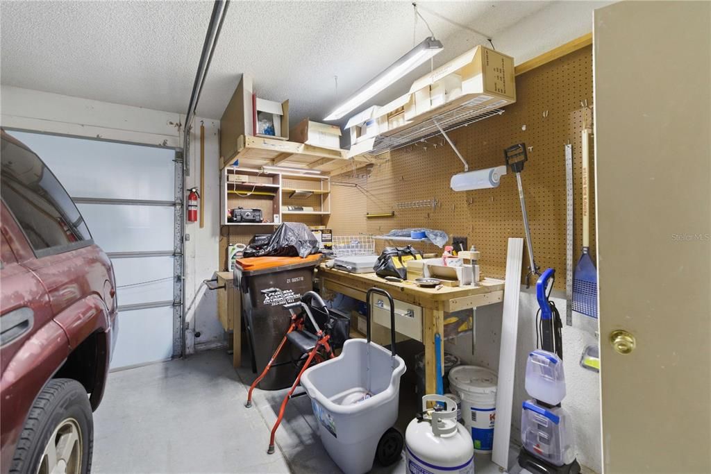 На продажу: $169,995 (2 спален, 2 ванн, 992 Квадратных фут)
