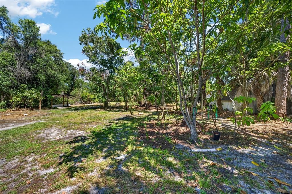 For Sale: $725,000 (3 beds, 2 baths, 1696 Square Feet)