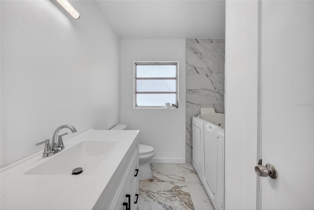 For Sale: $725,000 (3 beds, 2 baths, 1696 Square Feet)