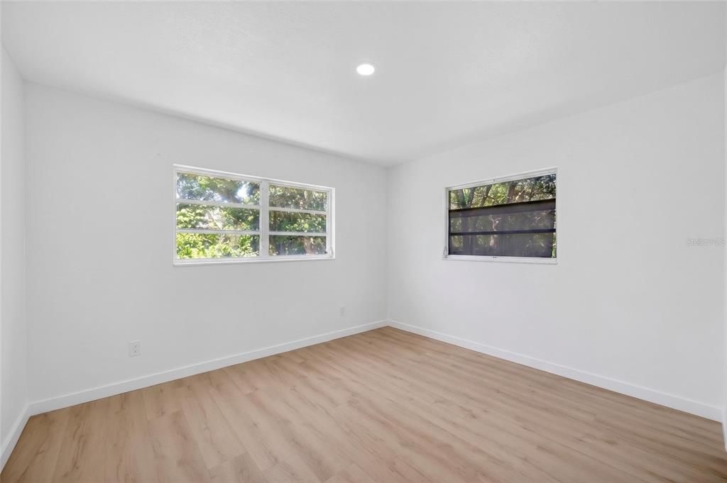 For Sale: $725,000 (3 beds, 2 baths, 1696 Square Feet)