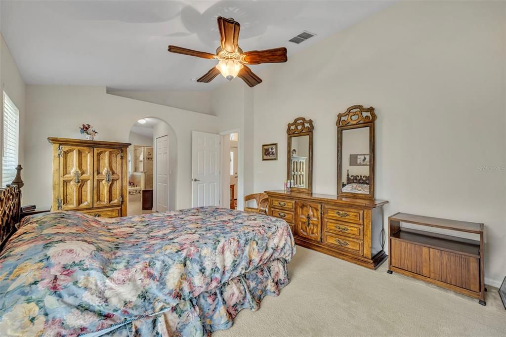 Active With Contract: $399,900 (4 beds, 3 baths, 2033 Square Feet)