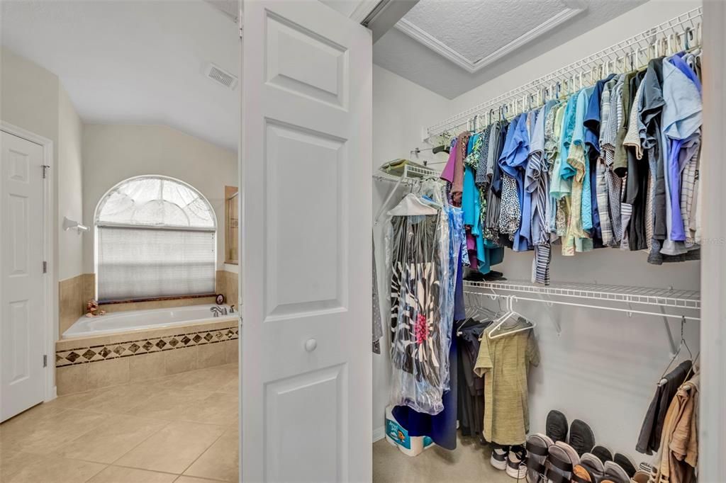 Active With Contract: $399,900 (4 beds, 3 baths, 2033 Square Feet)