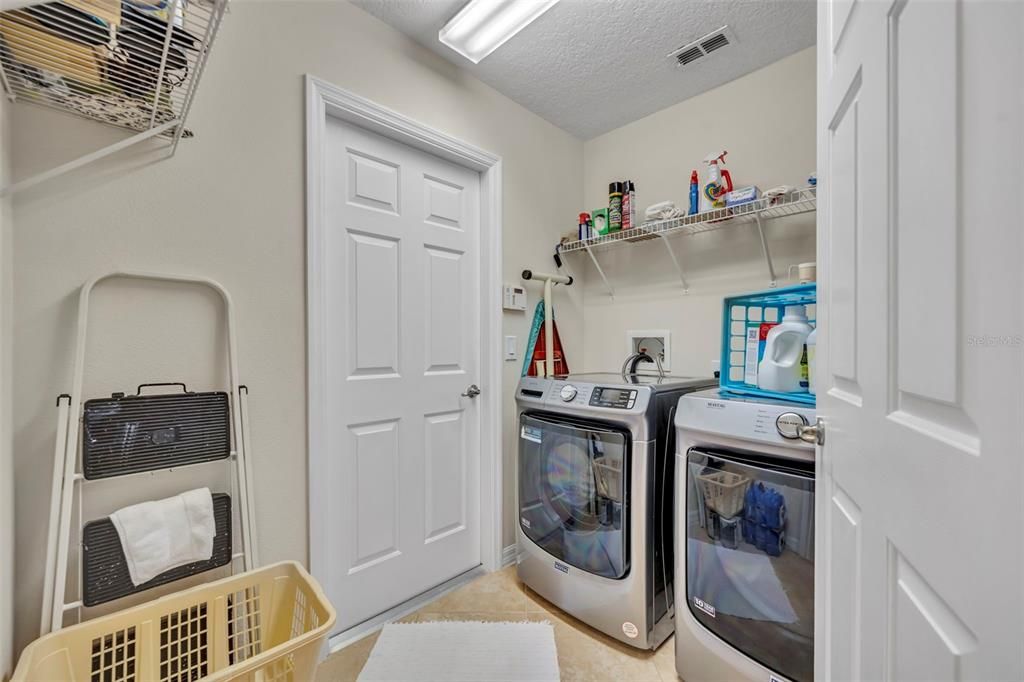 Active With Contract: $399,900 (4 beds, 3 baths, 2033 Square Feet)