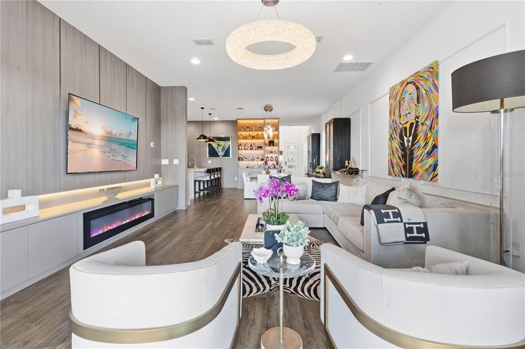 Activo con contrato: $980,000 (5 camas, 3 baños, 3239 Pies cuadrados)