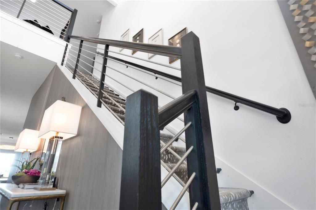 Activo con contrato: $980,000 (5 camas, 3 baños, 3239 Pies cuadrados)